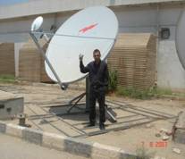Dual optics VSAT antenna
