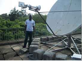 Non pen VSAT roof mount