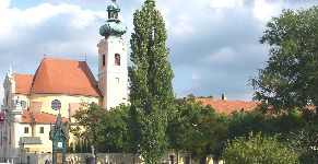 Cloisters hotel in Gyor