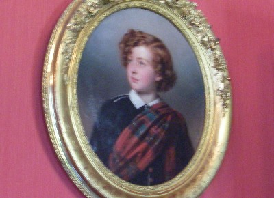 Wearing a tartan sash