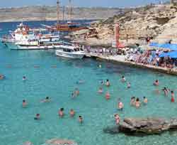 Blue lagoon swimming at Camino