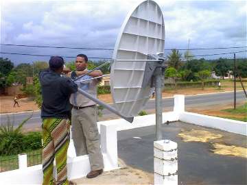 VSAT antenna installation in Mozambique