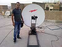 Auto Deployment VSAT Antenna