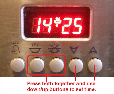 Picture of the time setting controls on CDA cooker