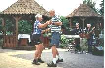 Wine tasing and dancing in the open air north of Lake Balaton