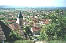 Vue d'église de colline chez Magyarpolány